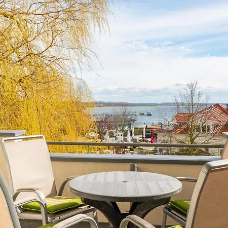 Grosse Mit Ostseeblick, Kaminofen Und Kostenl. Parken Σπίτι διακοπών Rerik